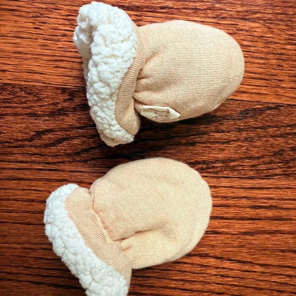 Cozy Bear Kids Hat and Mittens Set - Cream and Tan - Size 0-3
